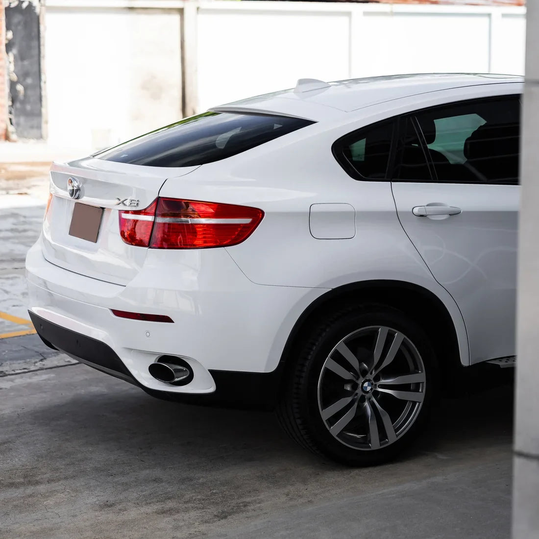 frosted pearl white chameleon Vinyl Wrap on BMW