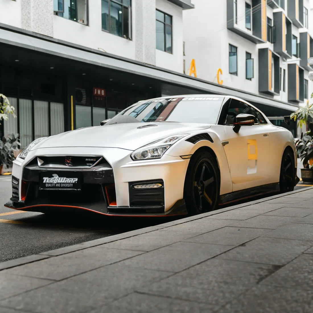 Satin Pearl White Vinyl Wrap (ECH01)