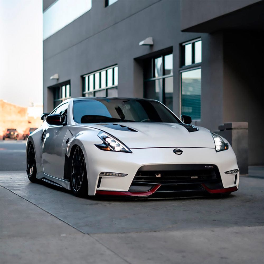 Nissan wrapped in White Pearl vinyl wrap