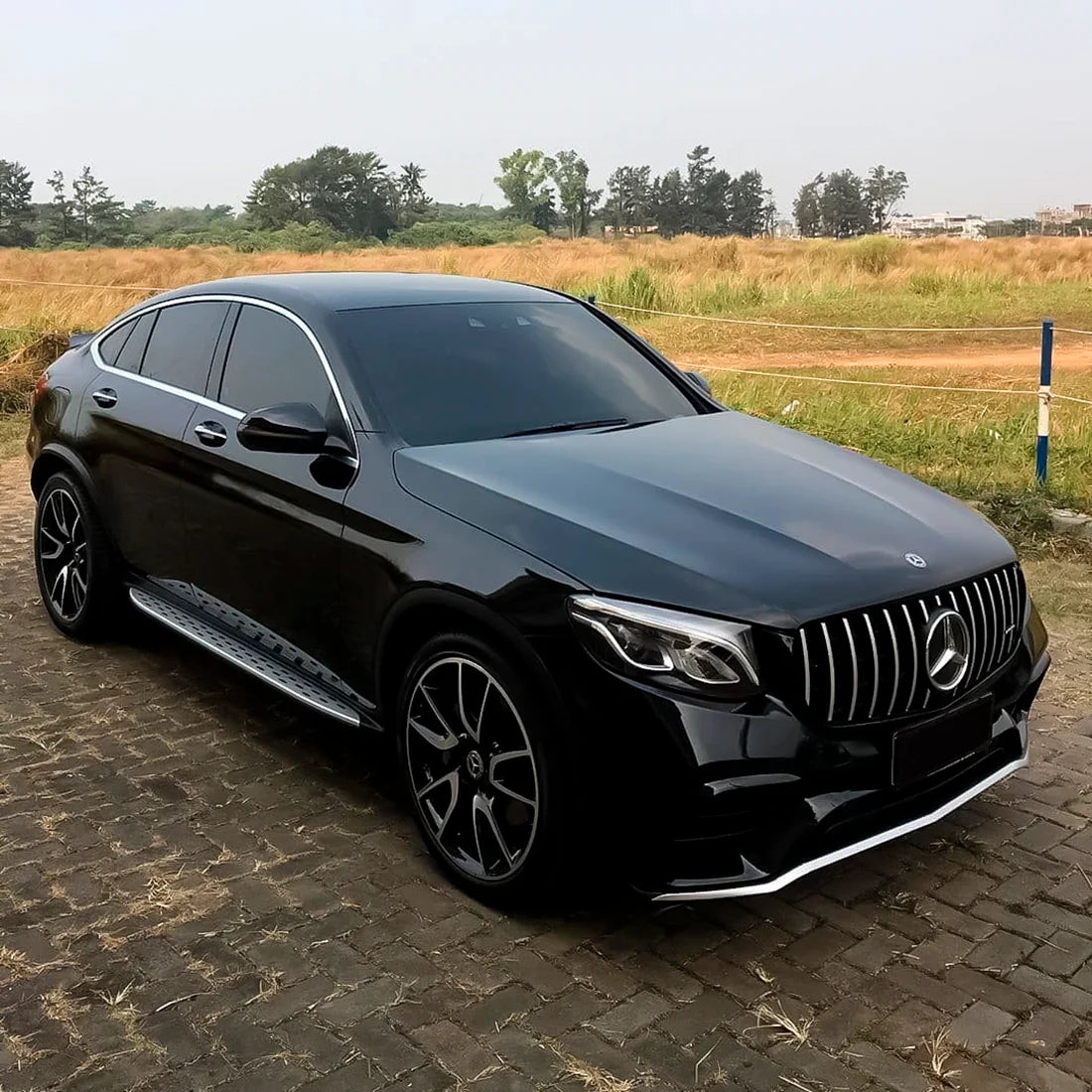 Mercedes front view in Black Gloss Vinyl Wrap