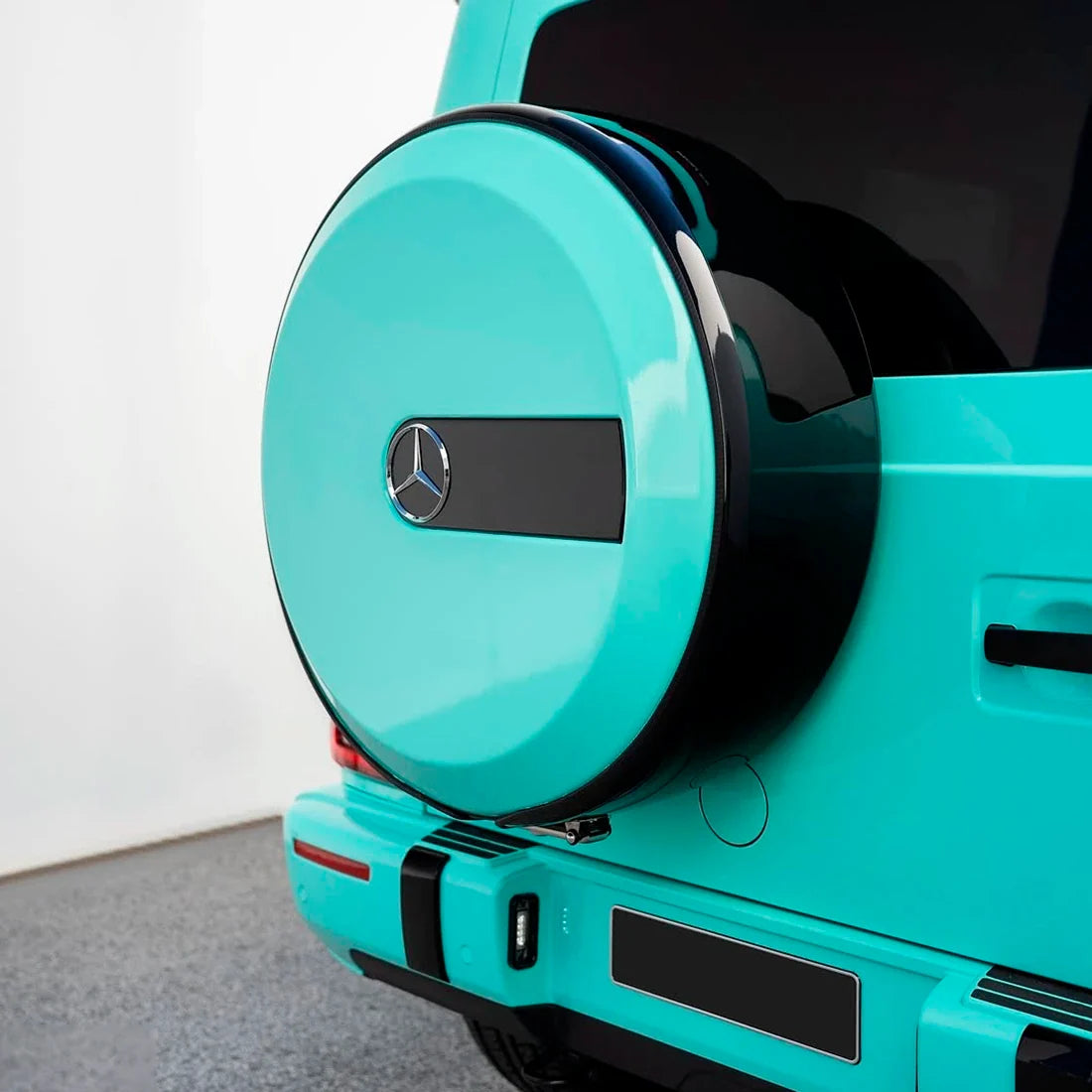 G-Wagon trunk in High Gloss Tiffany Green Vinyl Wrap