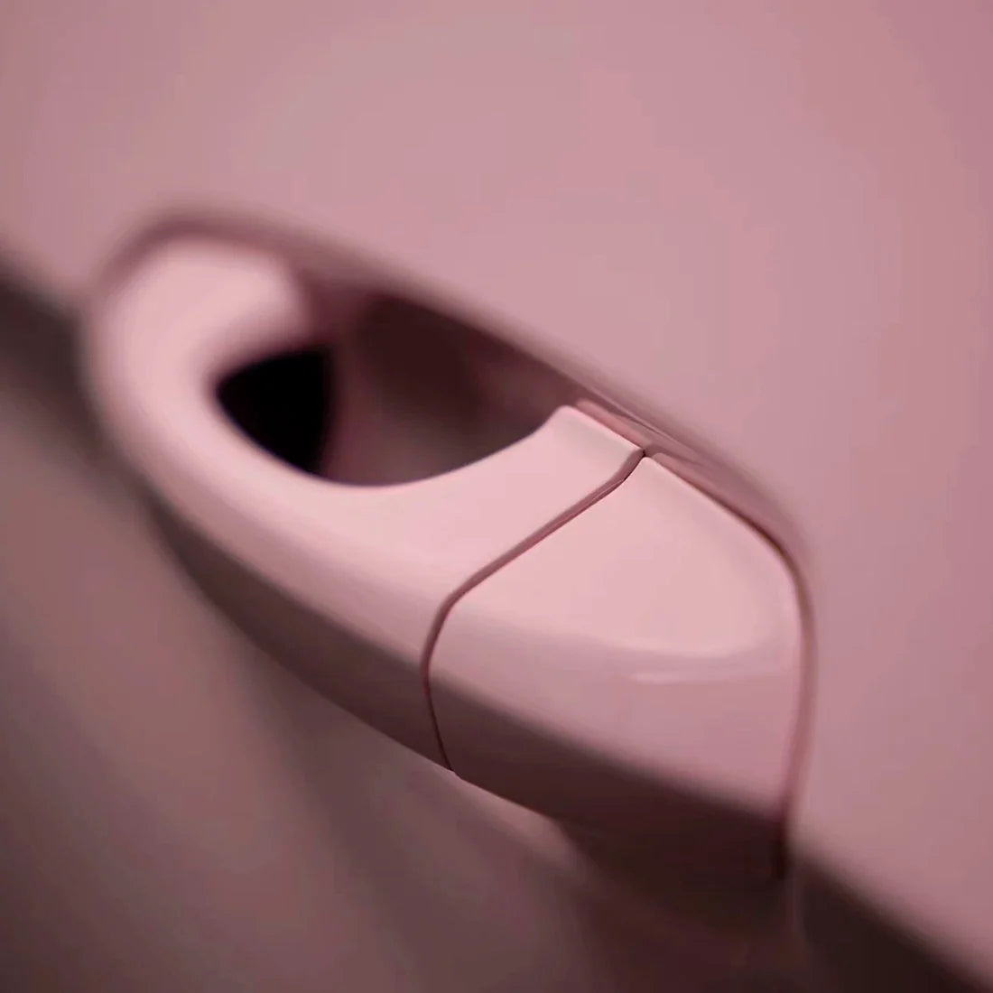 Mustang handle in High Gloss Millennial Pink vinyl Wrap