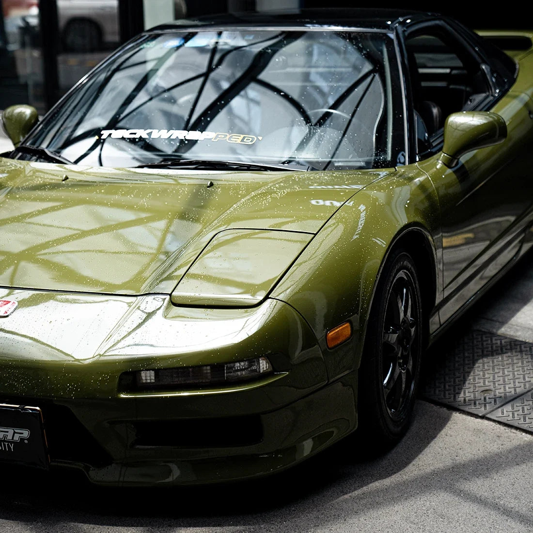 super high gloss khaki green Vinyl Wrap on honda headlight