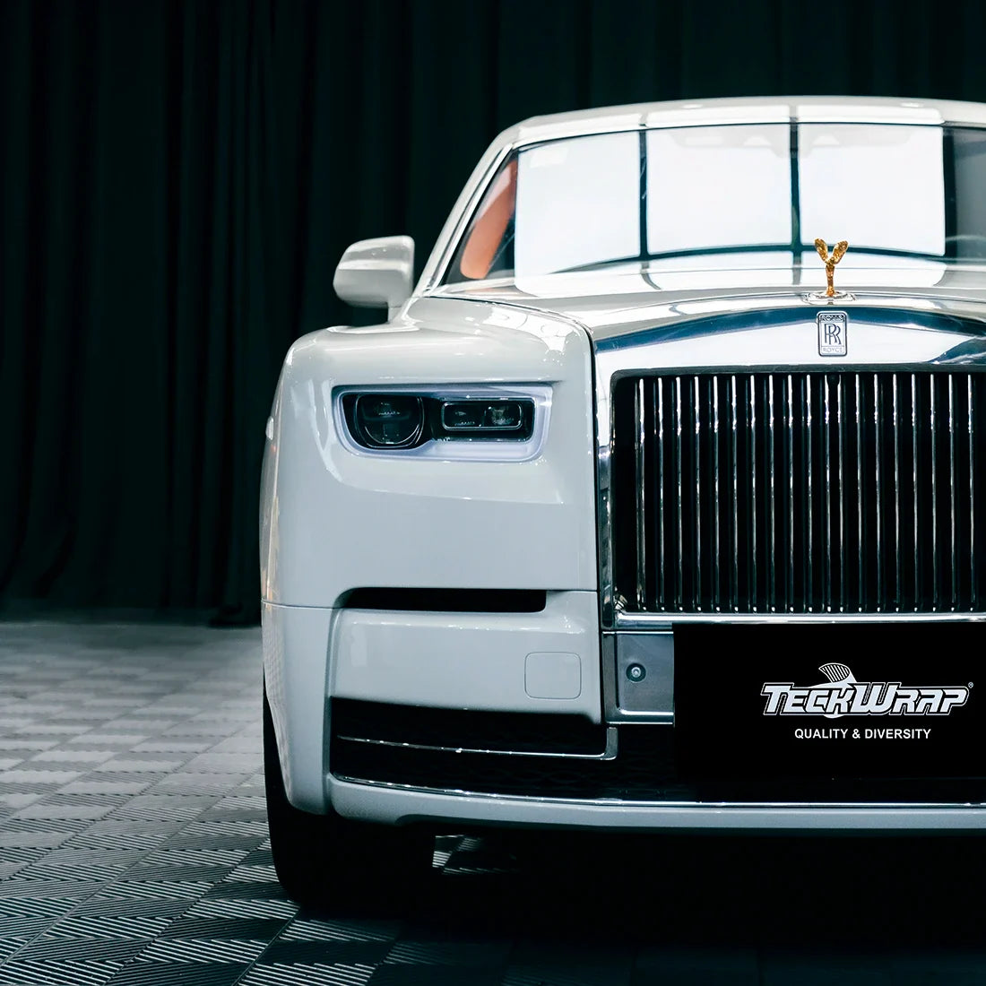 High Gloss Pale Celadon Vinyl Wrap on Rolls Royce Grille Close-Up