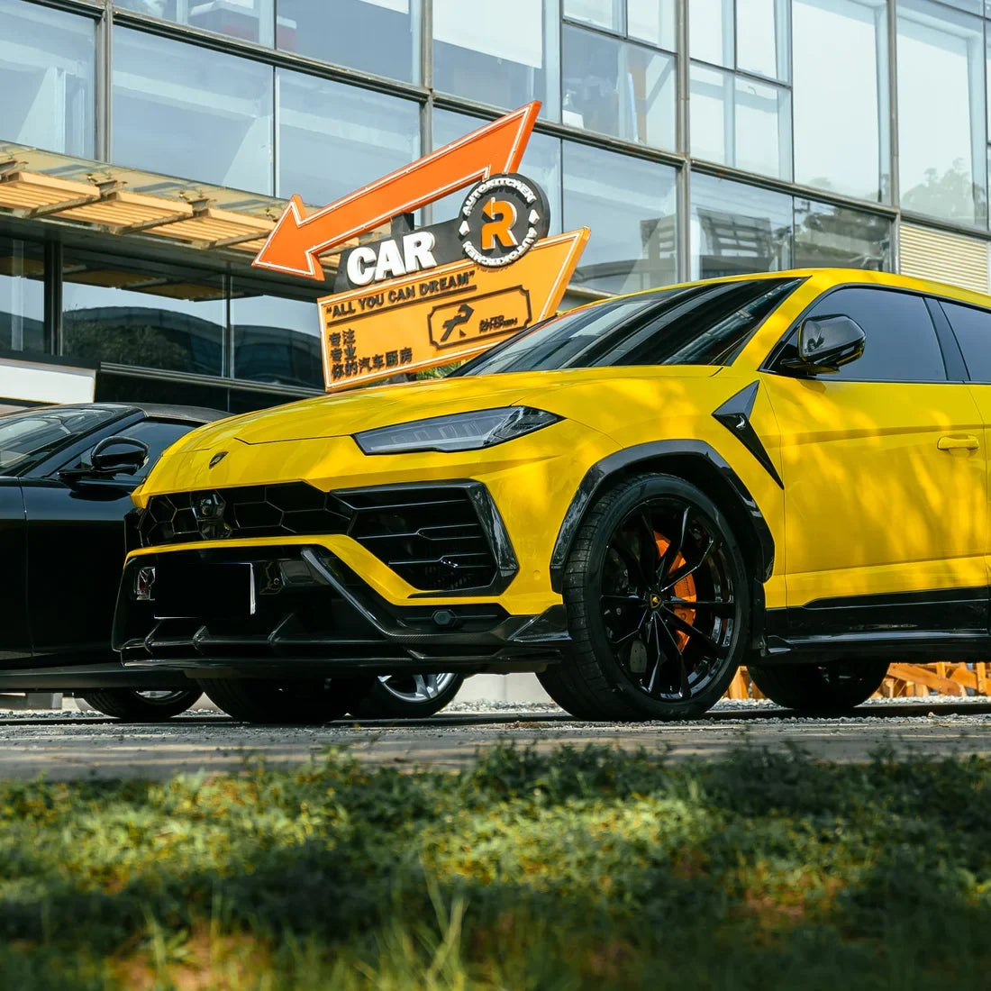 High Gloss Sunray Yellow Vinyl Wrap on Lamborghini Urus Full Body
