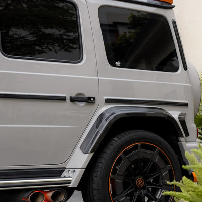 High Gloss Vintage Grey Vinyl Wrap on G Wagon wheel side