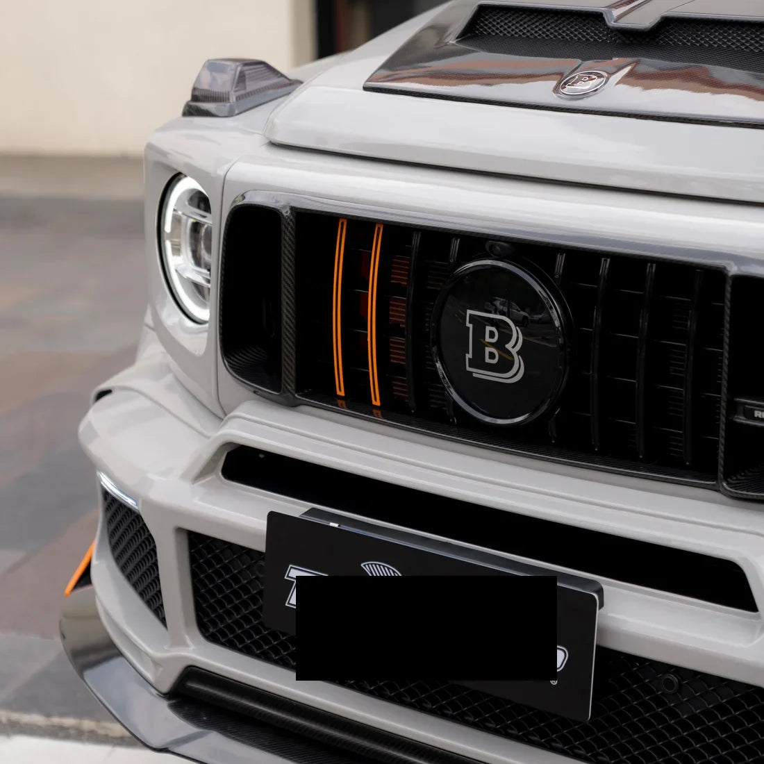 High Gloss Vintage Grey Vinyl Wrap on G Wagon grille front