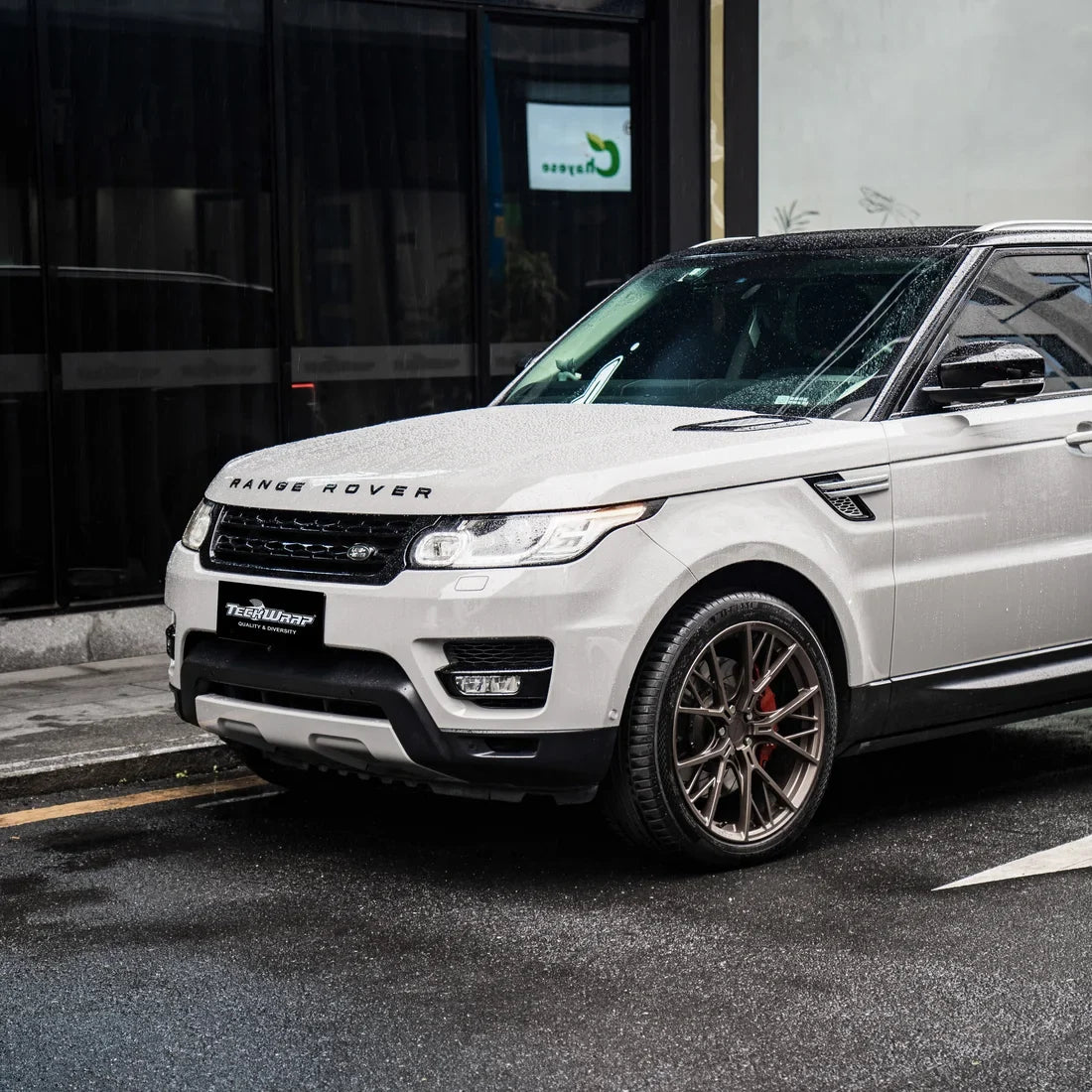 High Gloss Vintage Grey Vinyl Wrap on Range Rover front view