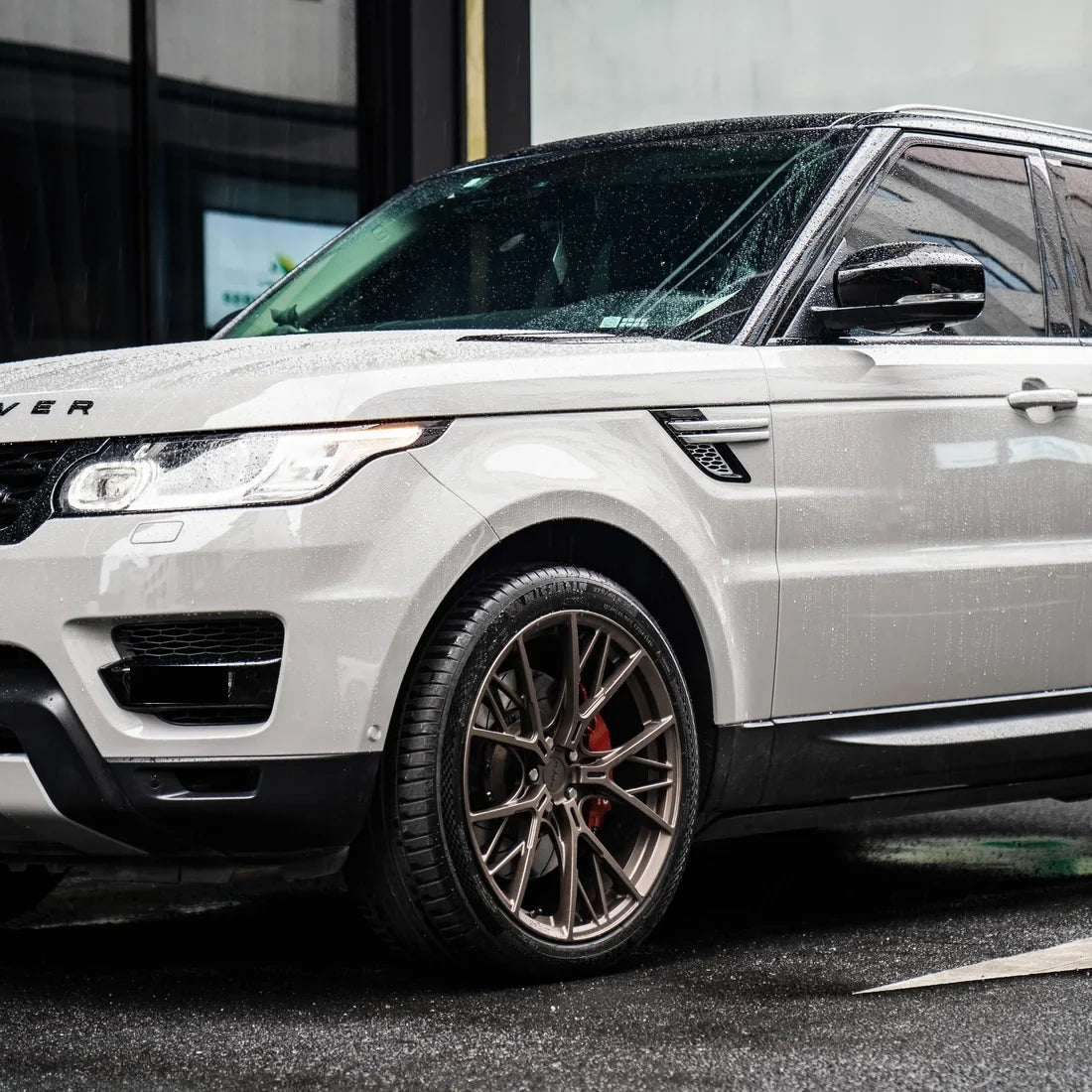 High Gloss Vintage Grey Vinyl Wrap on Range Rover front side