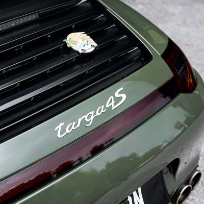 High Gloss Camouflage Green Vinyl Wrap finish.