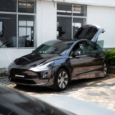 Jet Black Mirror Chrome vinyl wrap Tesla