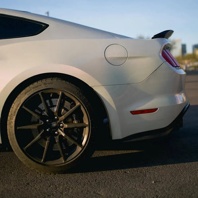 High-Gloss Chameleon Creamrose Pearl Vinyl Wrap mustang with tyre
