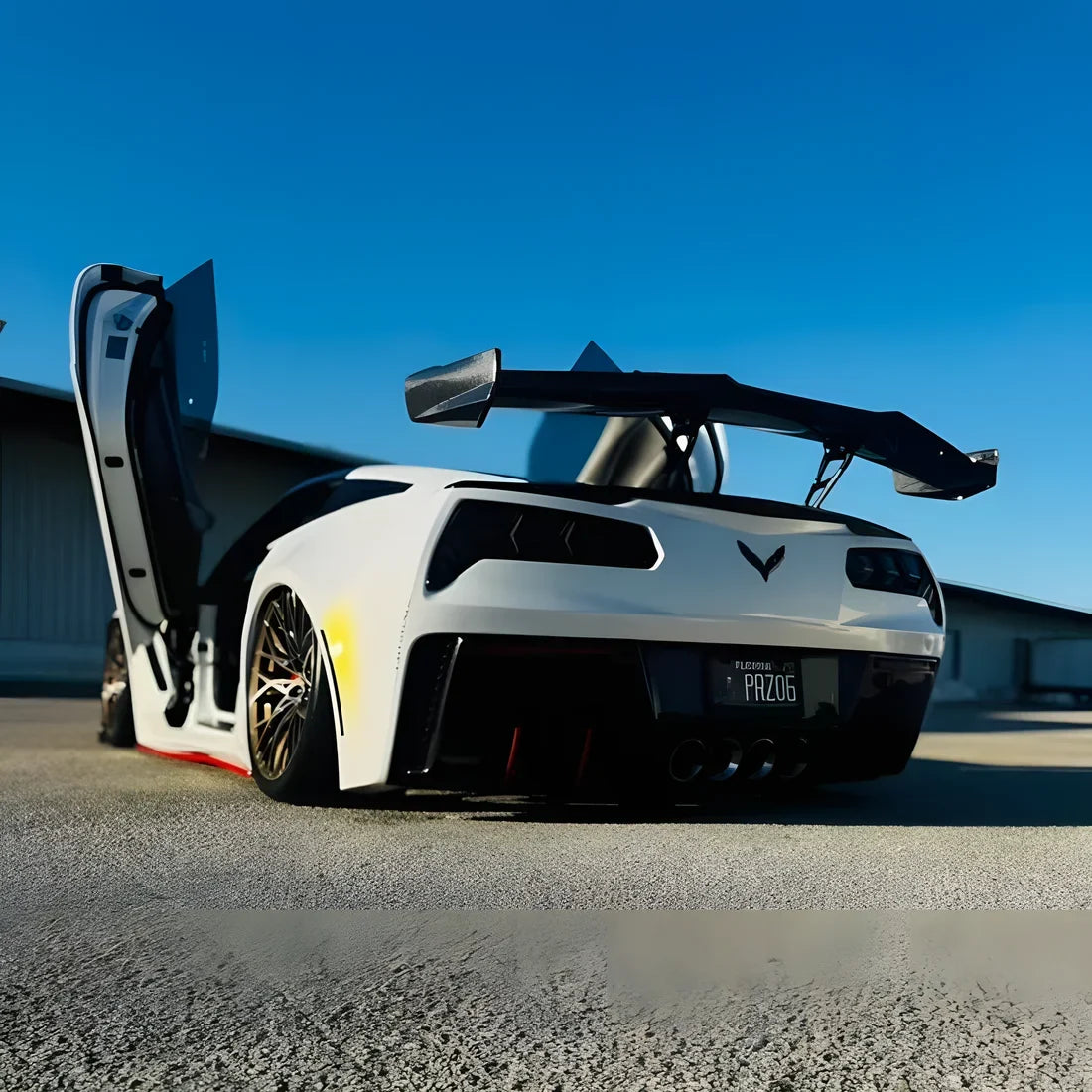 gold pearl white chameleon wrap on corvette