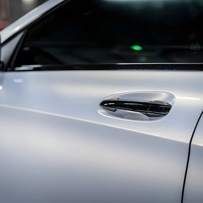 close look of gold pearl white chameleon vinyl wrap