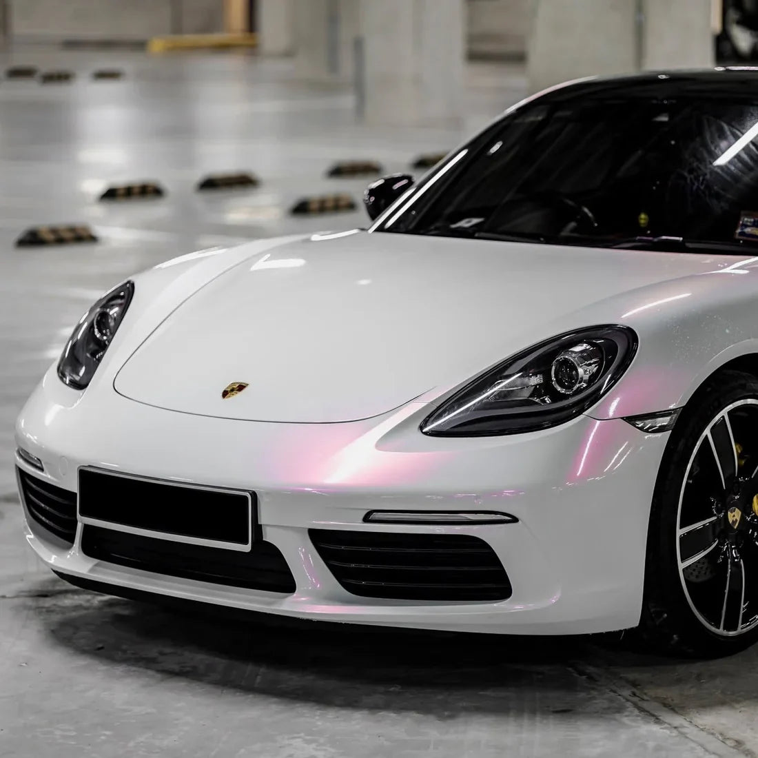 double tone lavender pearl white chameleon Vinyl wrap on prosche
