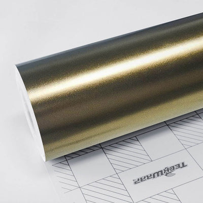 Close-up roll Satin Bond Gold vinyl wrap