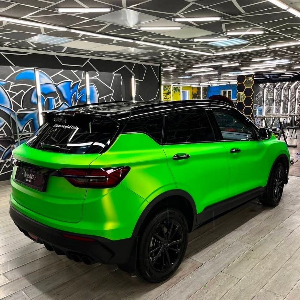 Paradise Green Satin Vinyl Wrap